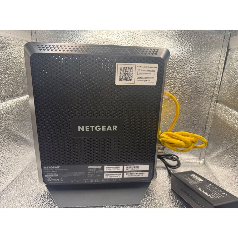 NETGEAR C7000v2 AC1900 WiFi Cable Modem Router DOCSIS 30 - Picture 2 of 3
